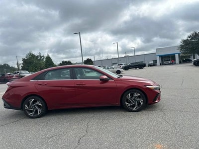 2025 Hyundai Elantra Limited