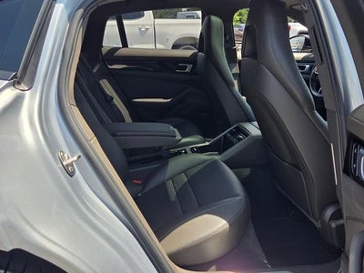 2019 Porsche Panamera RWD