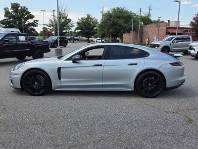 2019 Porsche Panamera RWD