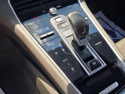 2019 Porsche Panamera RWD