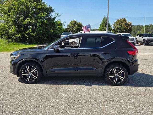 2024 Volvo XC40 Core Bright Theme