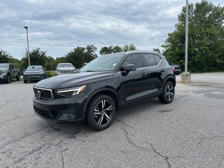 2024 Volvo XC40 Core Bright Theme